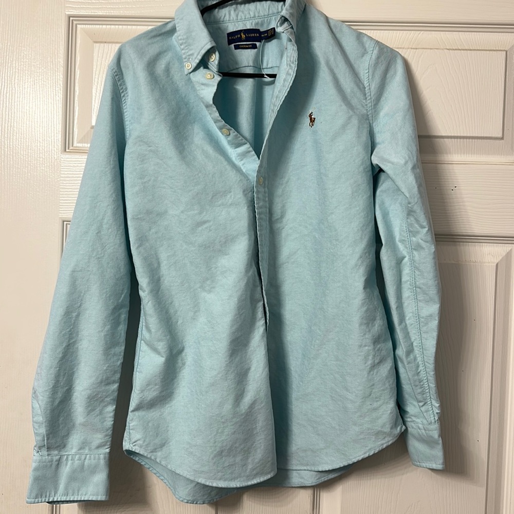 Ralph Lauren Polo Custom Fit size medium blue NWT (label came off when steaming)
